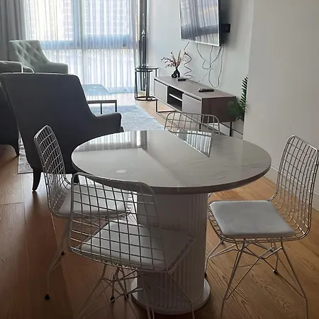 1 Bedroom In Prime Near Pullman *