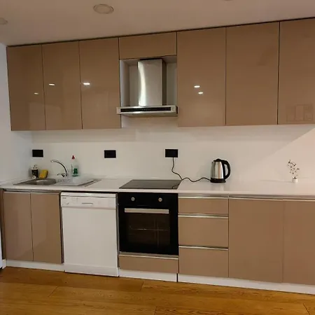 1 Bedroom In Prime Near Pullman * Isztambul